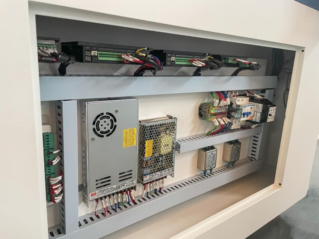 ماكينة ليزر موده ٦٠٩٠ /١٠٠وات  MOODALaser /6090/100w 